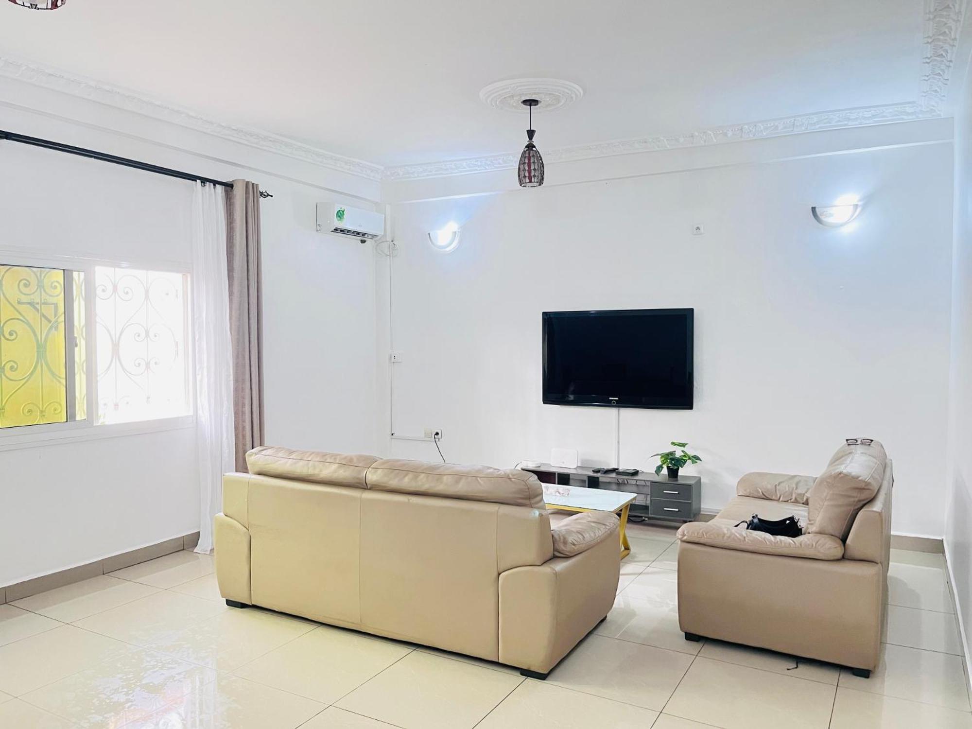 Appartements Modernes, Wifi, Tv - Yaounde, Omnisports المظهر الخارجي الصورة