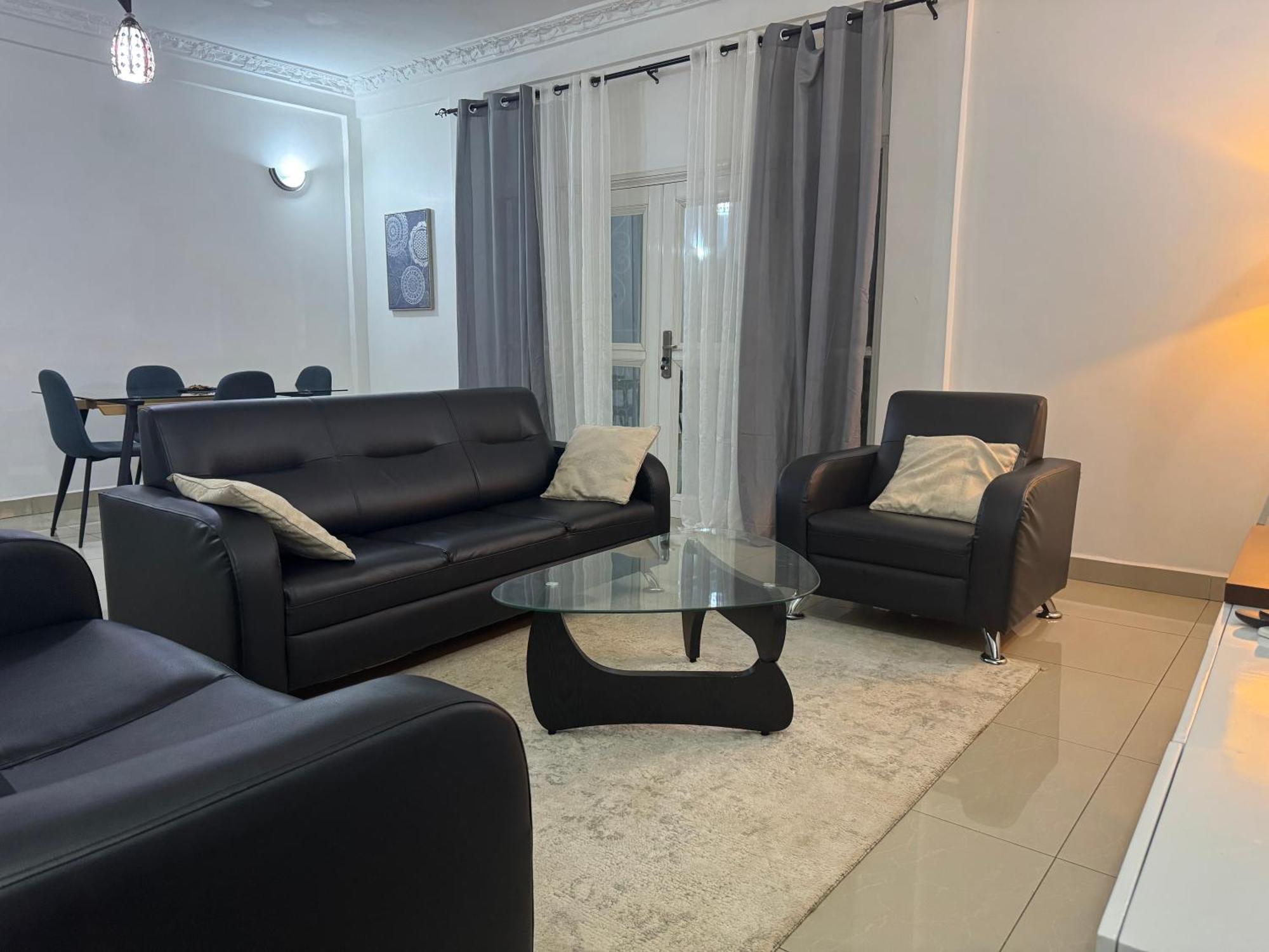 Appartements Modernes, Wifi, Tv - Yaounde, Omnisports المظهر الخارجي الصورة