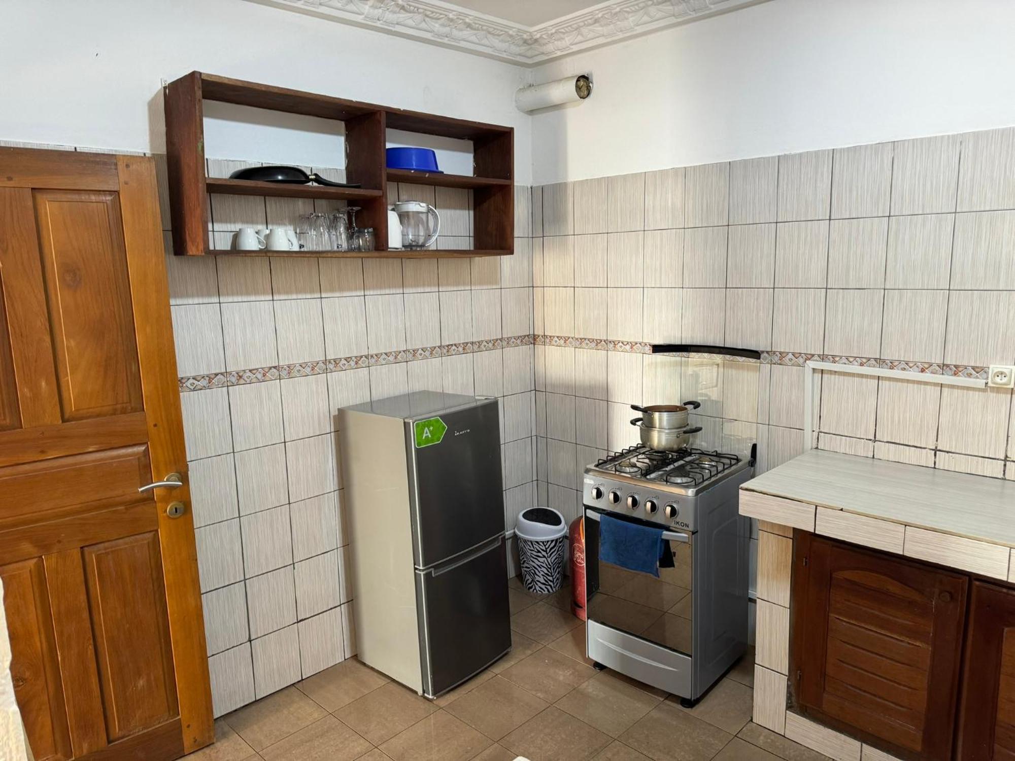 Appartements Modernes, Wifi, Tv - Yaounde, Omnisports المظهر الخارجي الصورة