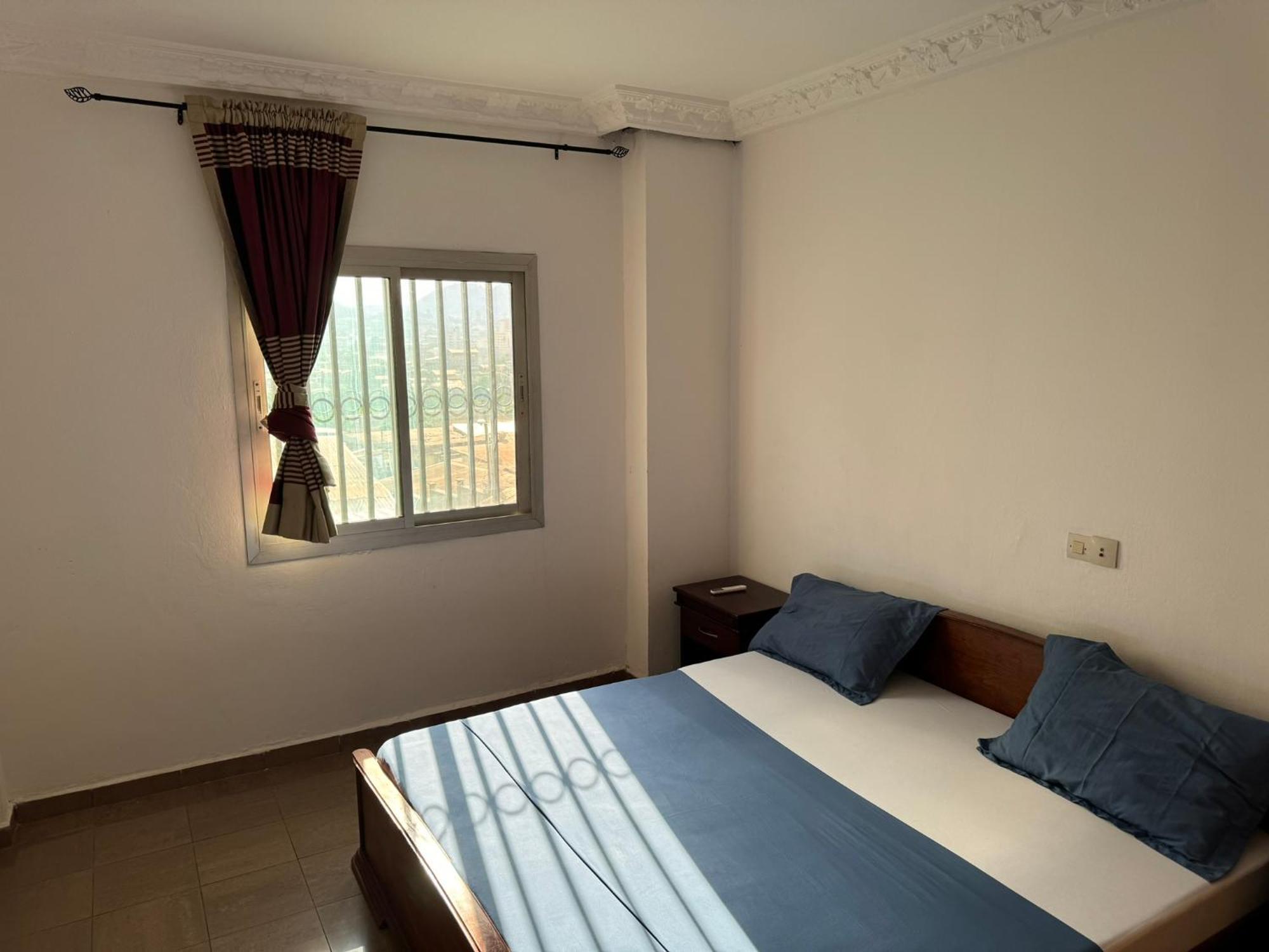 Appartements Modernes, Wifi, Tv - Yaounde, Omnisports المظهر الخارجي الصورة